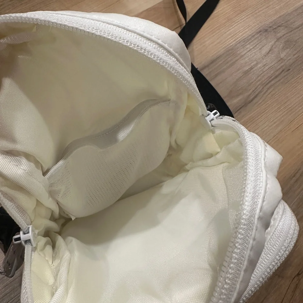 Supreme Cordura White Crossbody Bag - Picture 8 of 9